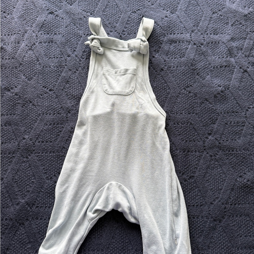 Kyte Baby: Bamboo Jersey Overall in Fog 12-18M